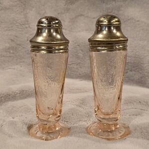 Vintage Hazel Atlas Pink Depression Royal Lace Salt‎ and Pepper Shakers